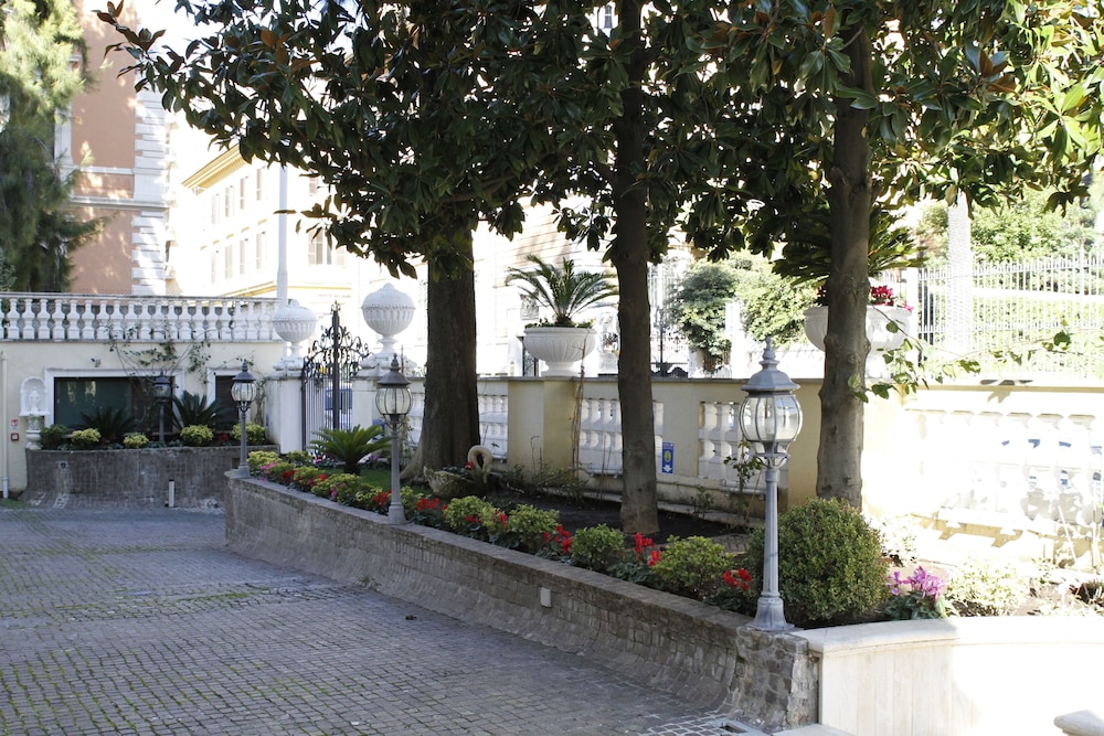Villa Pinciana — Hotel building in Rome, Lazio