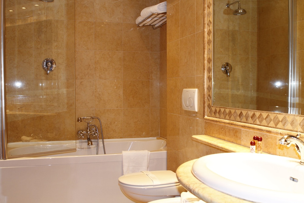 Villa Pinciana — Hotel rooms in Rome, Lazio