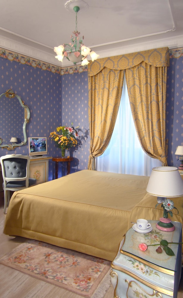 Hotel Villa San Lorenzo Maria — Hotel rooms in Rome, Lazio