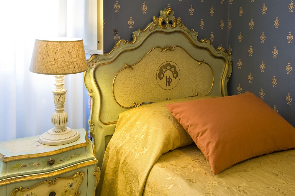 Hotel Villa San Lorenzo Maria — Hotel rooms in Rome, Lazio