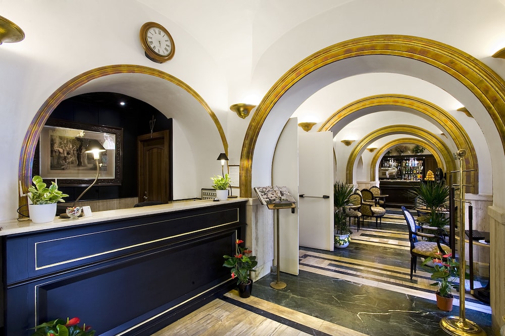 Hotel Villa San Lorenzo Maria — Hotel building in Rome, Lazio