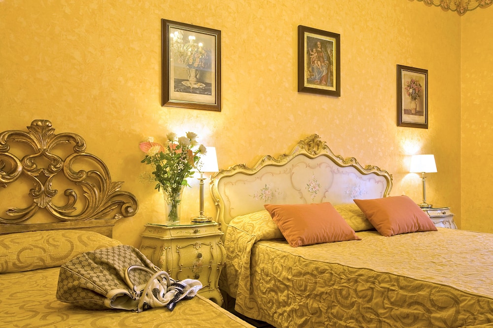 Hotel Villa San Lorenzo Maria — Hotel rooms in Rome, Lazio