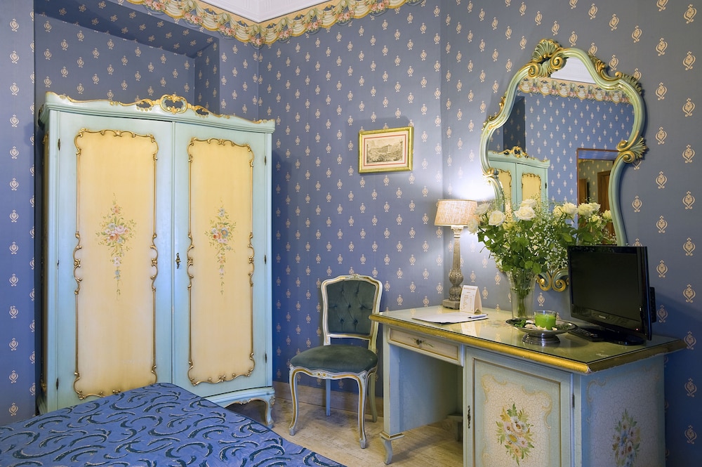 Hotel Villa San Lorenzo Maria — Hotel rooms in Rome, Lazio