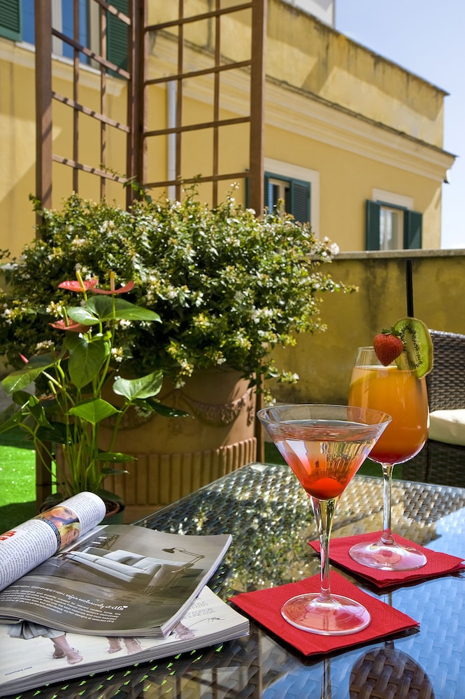 Hotel Villa San Lorenzo Maria — Restaurant & bars in Rome, Lazio