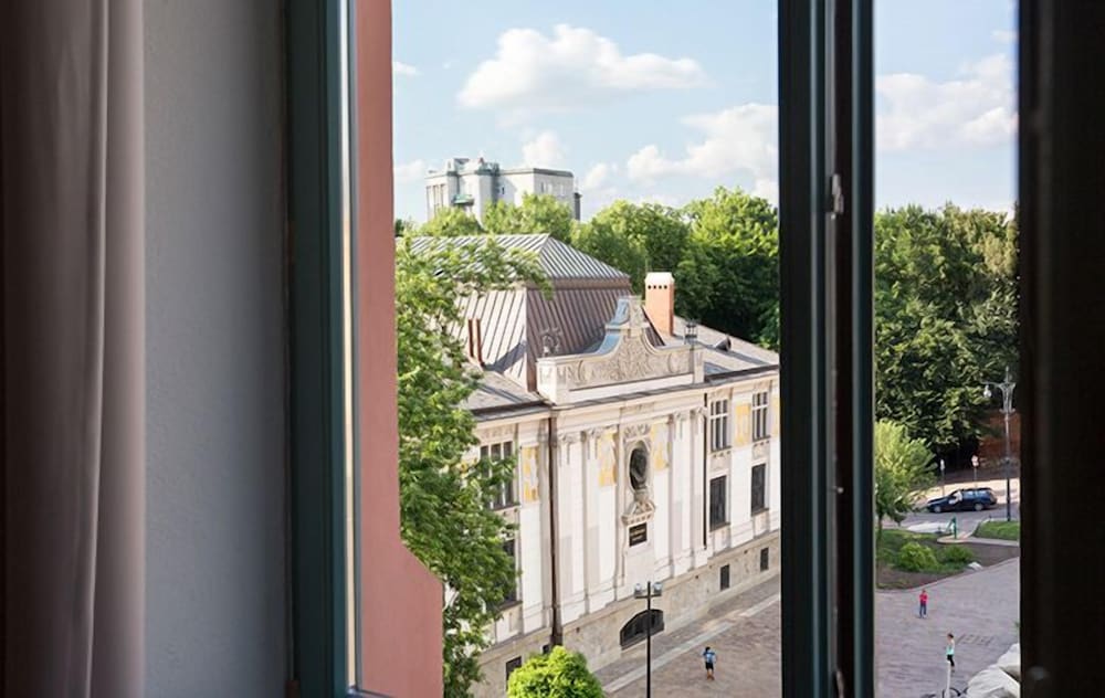 Antique Apartments - Plac Szczepanski — Hotel rooms in Krakow, Lesser Poland