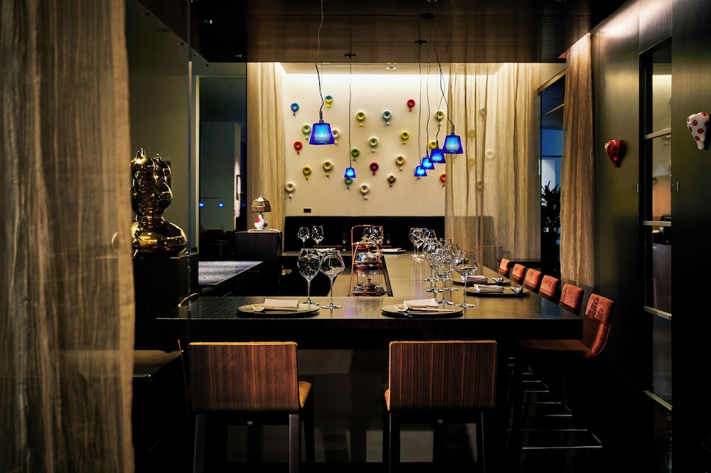Park Hotel Tokyo — Restaurant & bars in Tokyo, Tokyo