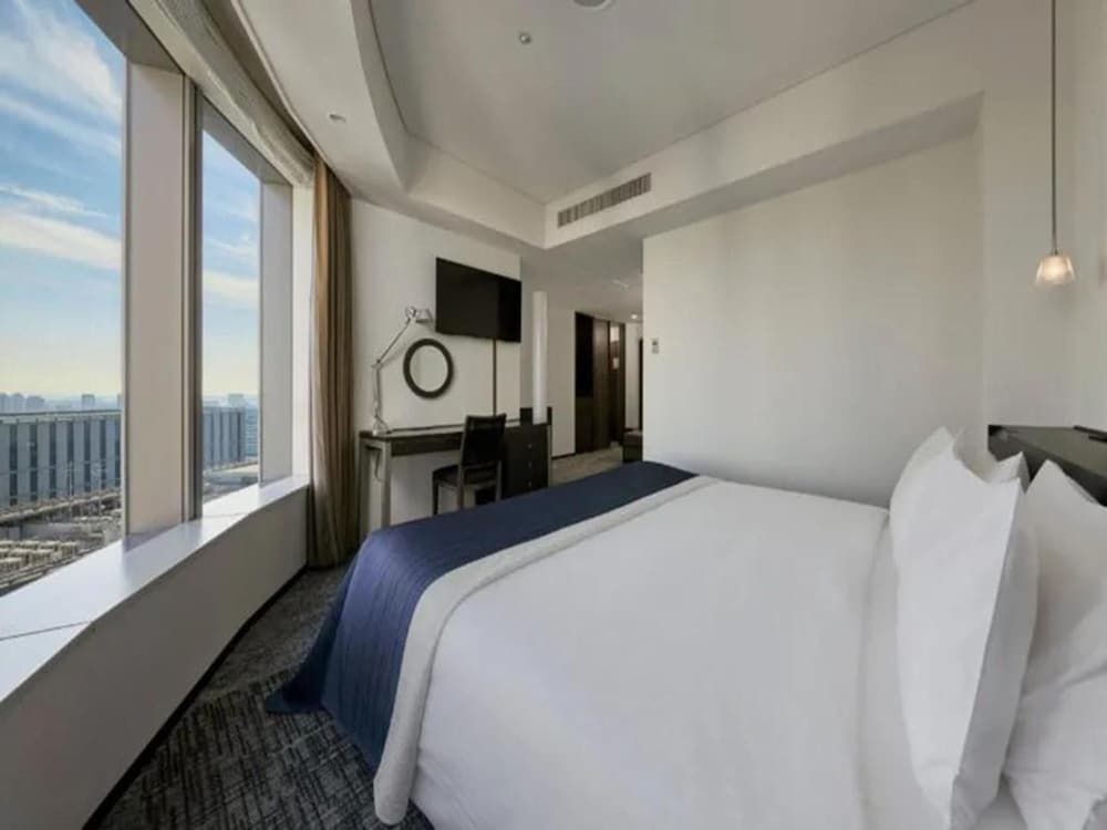 Park Hotel Tokyo — Hotel rooms in Tokyo, Tokyo