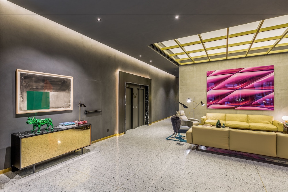 Room Mate Collection Gerard, Barcelona — Hotel building in Barcelona, Catalonia