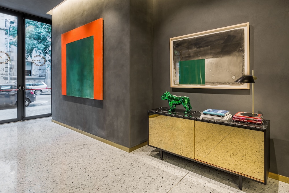 Room Mate Collection Gerard, Barcelona — Hotel building in Barcelona, Catalonia