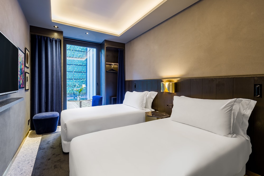 Room Mate Collection Gerard, Barcelona — Hotel rooms in Barcelona, Catalonia