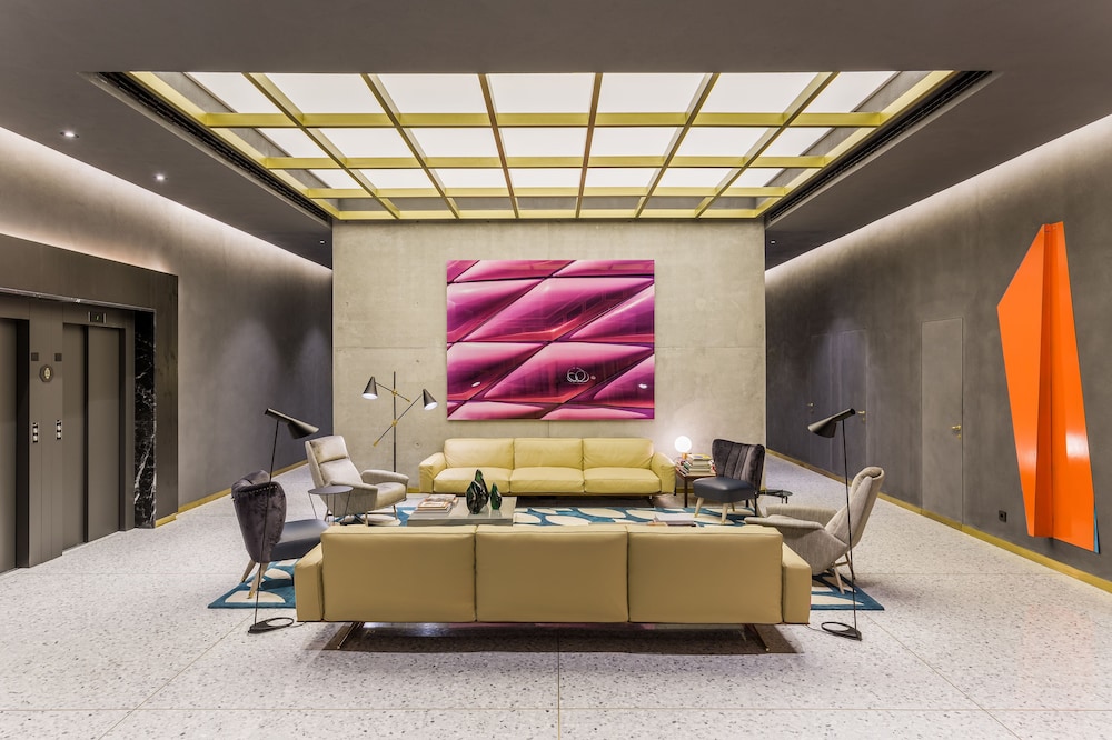 Room Mate Collection Gerard, Barcelona — Hotel building in Barcelona, Catalonia