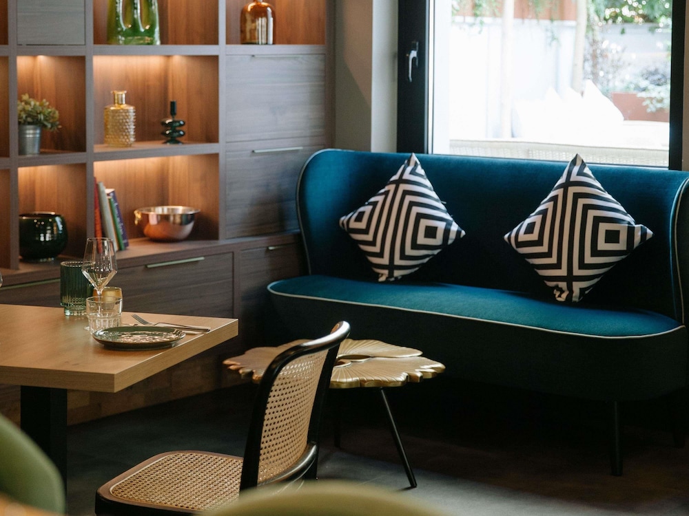 Mercure Roma Corso Trieste — Restaurant & bars in Rome, Lazio