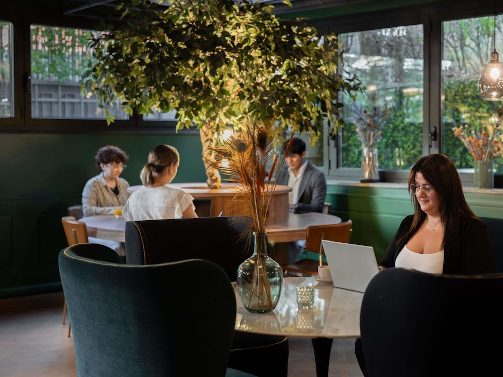 Mercure Roma Corso Trieste — Restaurant & bars in Rome, Lazio