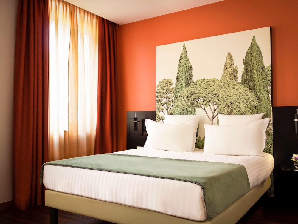 Mercure Roma Corso Trieste — Hotel rooms in Rome, Lazio