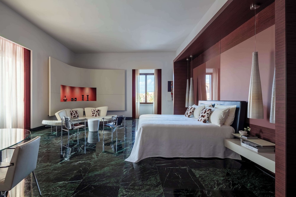 Anantara Palazzo Naiadi Rome Hotel - A Leading Hotel of the World — Hotel rooms in Rome, Lazio