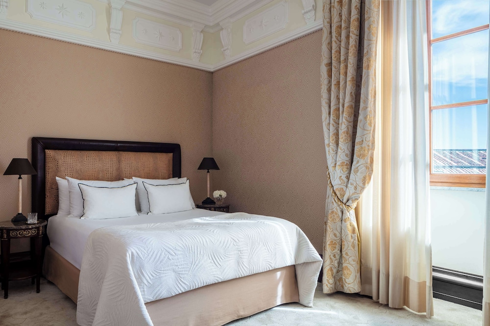 Anantara Palazzo Naiadi Rome Hotel - A Leading Hotel of the World — Hotel rooms in Rome, Lazio