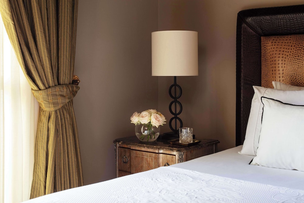 Anantara Palazzo Naiadi Rome Hotel - A Leading Hotel of the World — Hotel rooms in Rome, Lazio
