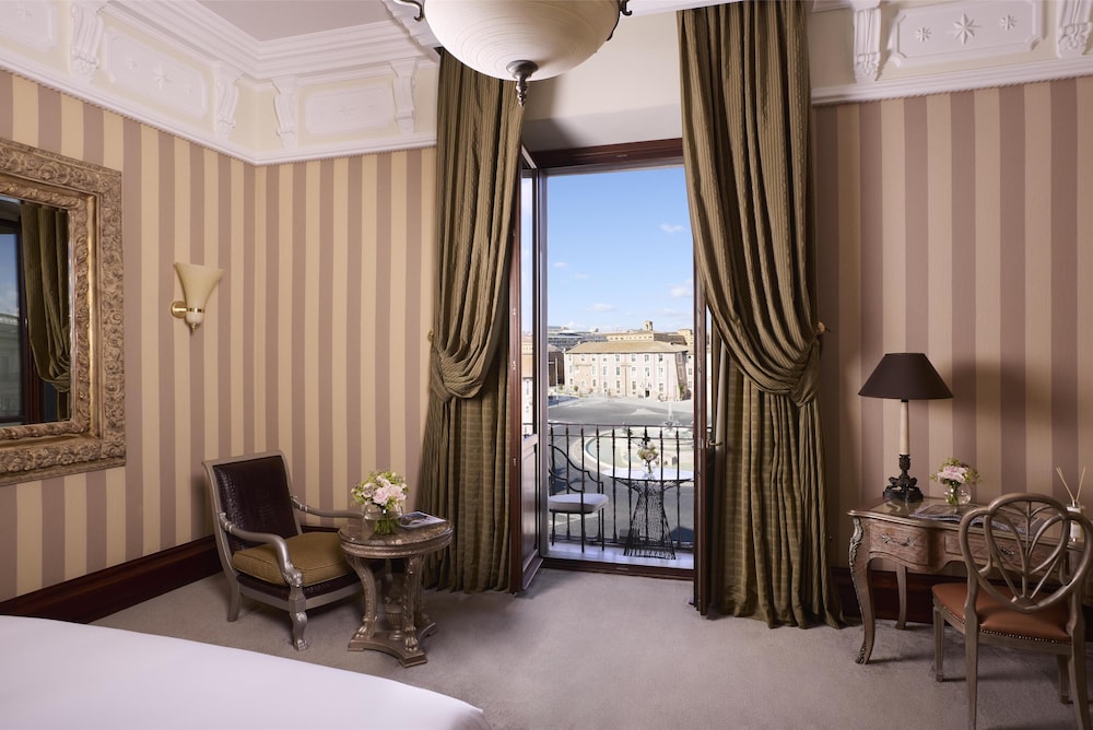 Anantara Palazzo Naiadi Rome Hotel - A Leading Hotel of the World — Hotel rooms in Rome, Lazio