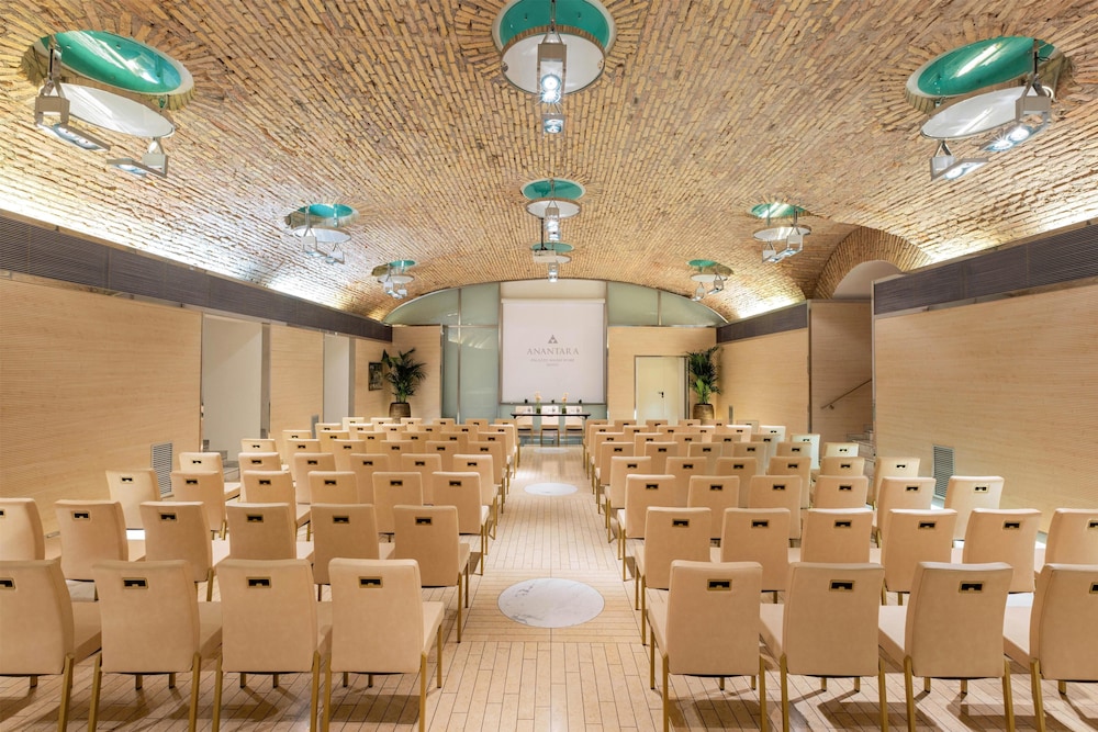 Anantara Palazzo Naiadi Rome Hotel - A Leading Hotel of the World — Hotel building in Rome, Lazio