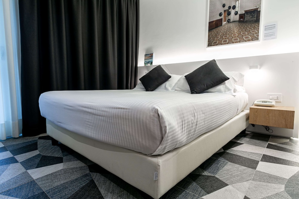 Hotel Cappello D'Oro, BW Signature Collection — Hotel rooms in Bergamo, Lombardy