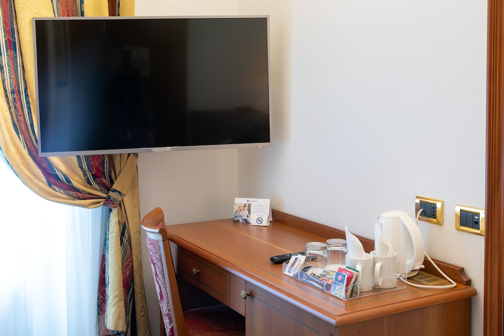 Hotel Cappello D'Oro, BW Signature Collection — Hotel rooms in Bergamo, Lombardy
