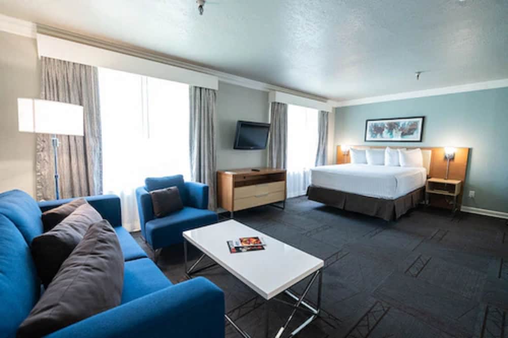Alexis Park All Suite Resort — Hotel rooms in Las Vegas, Nevada