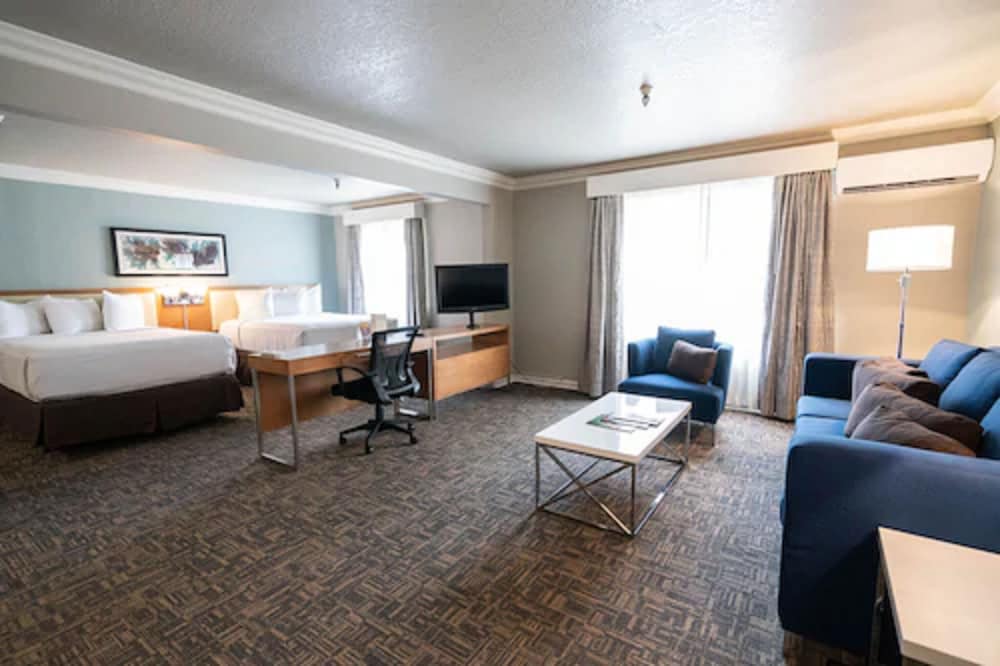 Alexis Park All Suite Resort — Hotel rooms in Las Vegas, Nevada