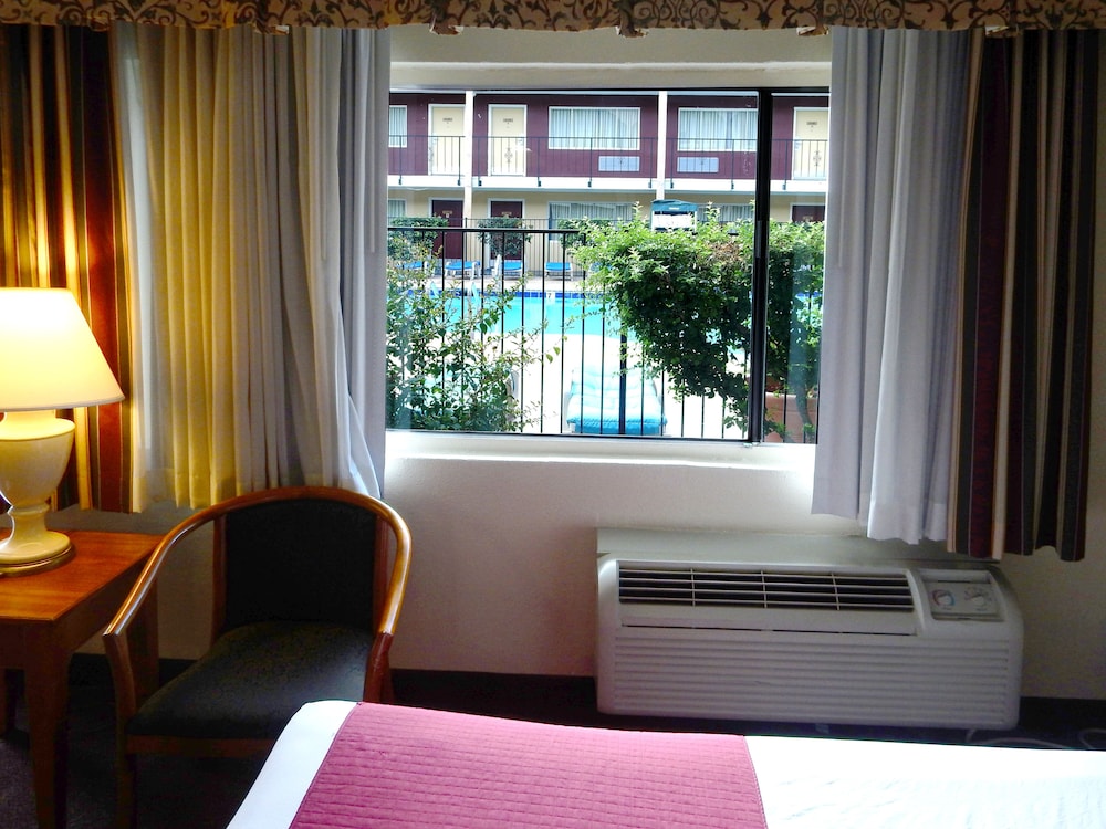 Mardi Gras Hotel & Casino — Hotel rooms in Las Vegas, Nevada
