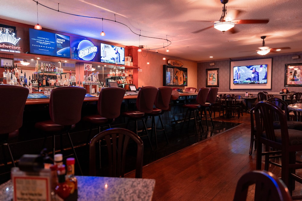 Mardi Gras Hotel & Casino — Restaurant & bars in Las Vegas, Nevada