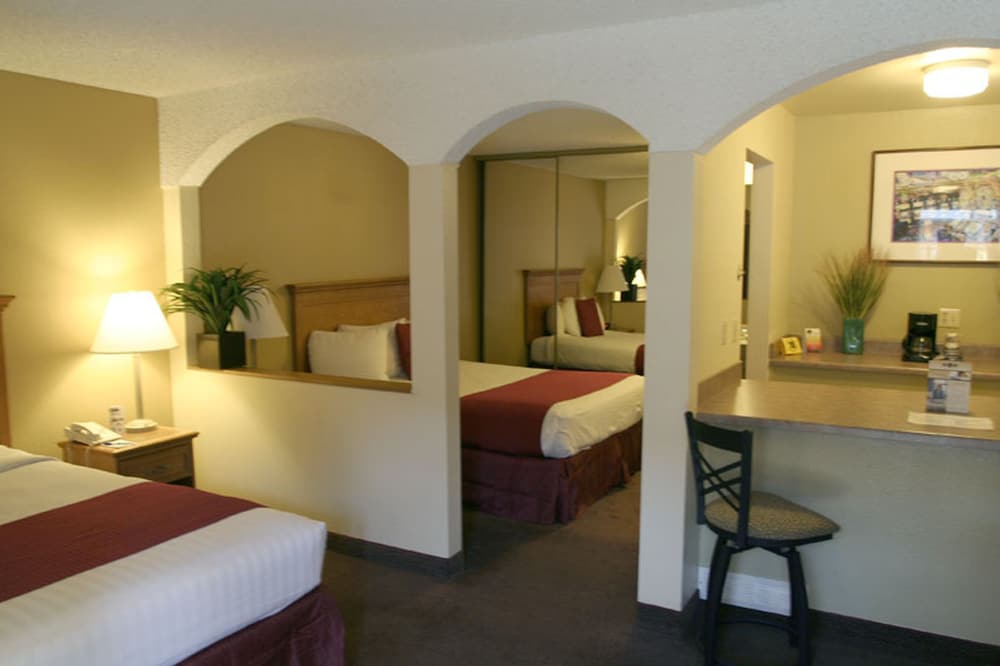 Mardi Gras Hotel & Casino — Hotel rooms in Las Vegas, Nevada