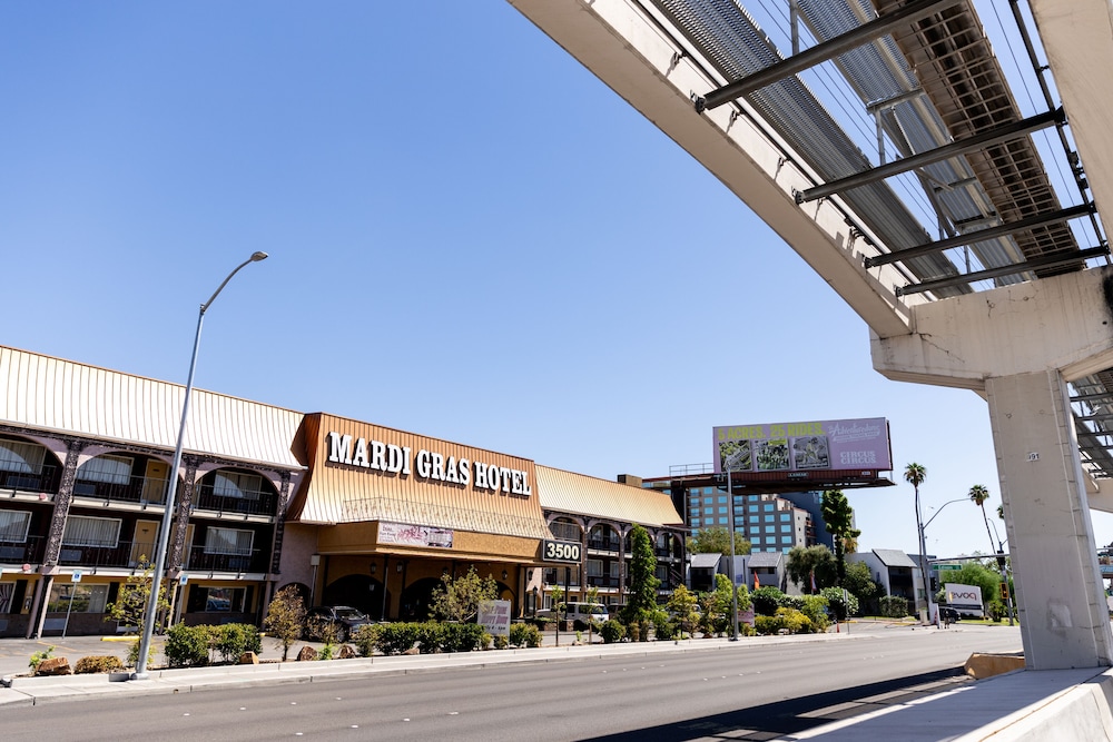 Mardi Gras Hotel & Casino — Hotel building in Las Vegas, Nevada