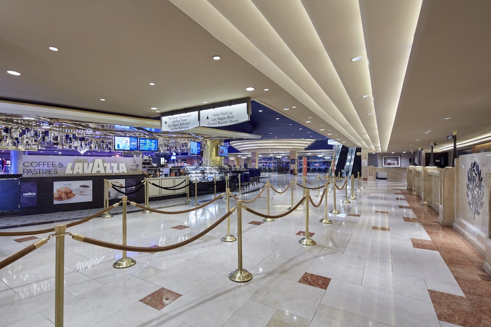 Horseshoe Las Vegas — Restaurant & bars in Las Vegas, Nevada