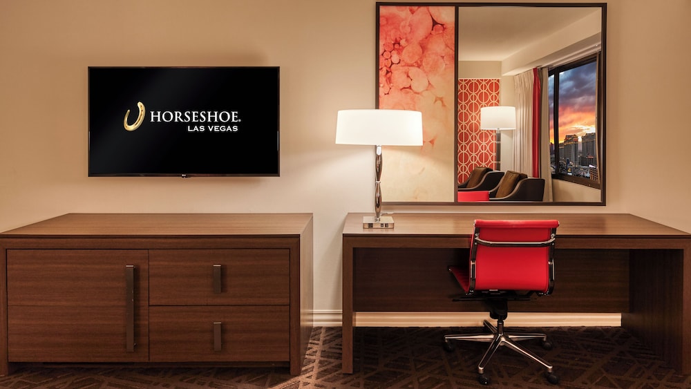 Horseshoe Las Vegas — Hotel rooms in Las Vegas, Nevada