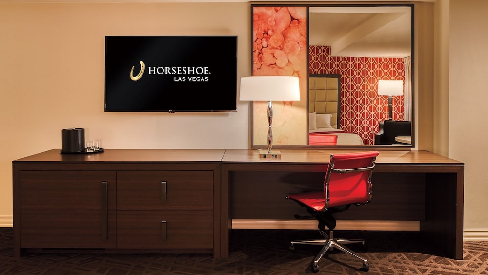 Horseshoe Las Vegas — Hotel rooms in Las Vegas, Nevada