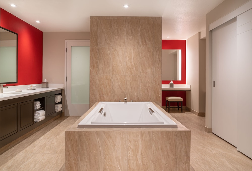 Horseshoe Las Vegas — Hotel rooms in Las Vegas, Nevada