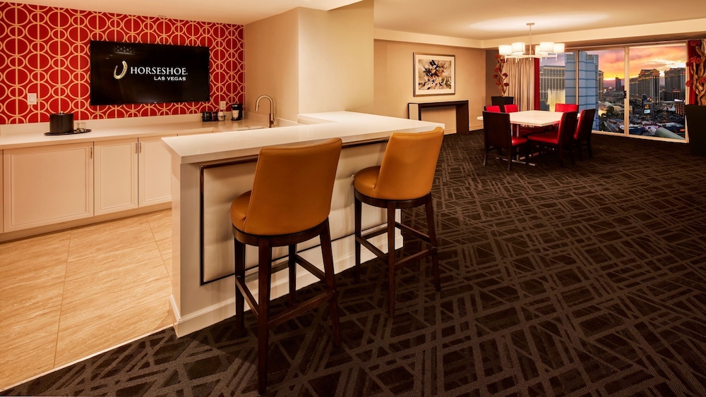 Horseshoe Las Vegas — Hotel rooms in Las Vegas, Nevada
