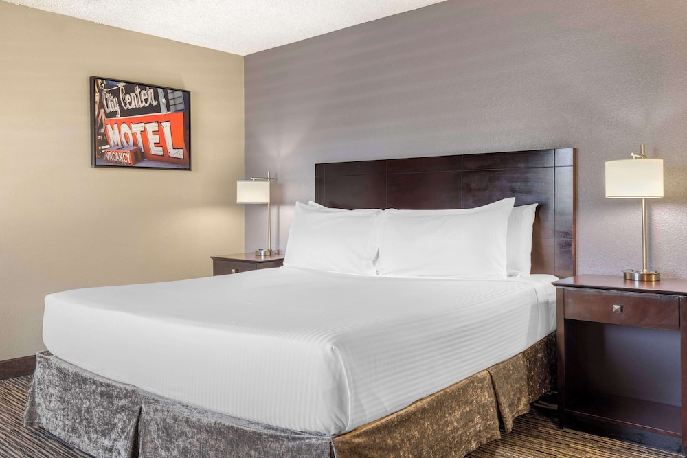 Best Western McCarran Inn — Hotel rooms in Las Vegas, Nevada