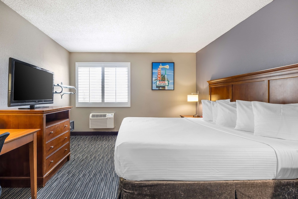 Best Western McCarran Inn — Hotel rooms in Las Vegas, Nevada