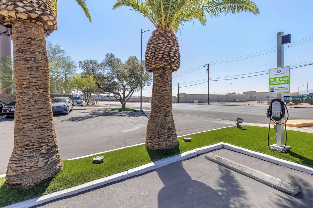 Best Western McCarran Inn — Sports & recreation in Las Vegas, Nevada