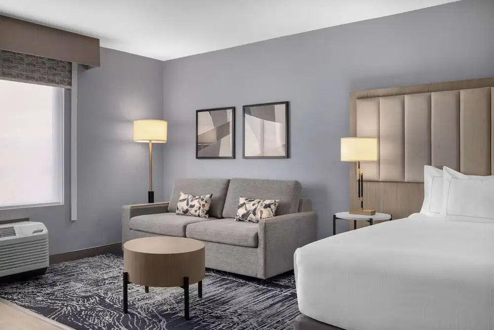 DoubleTree by Hilton Las Vegas Airport — Hotel rooms in Las Vegas, Nevada