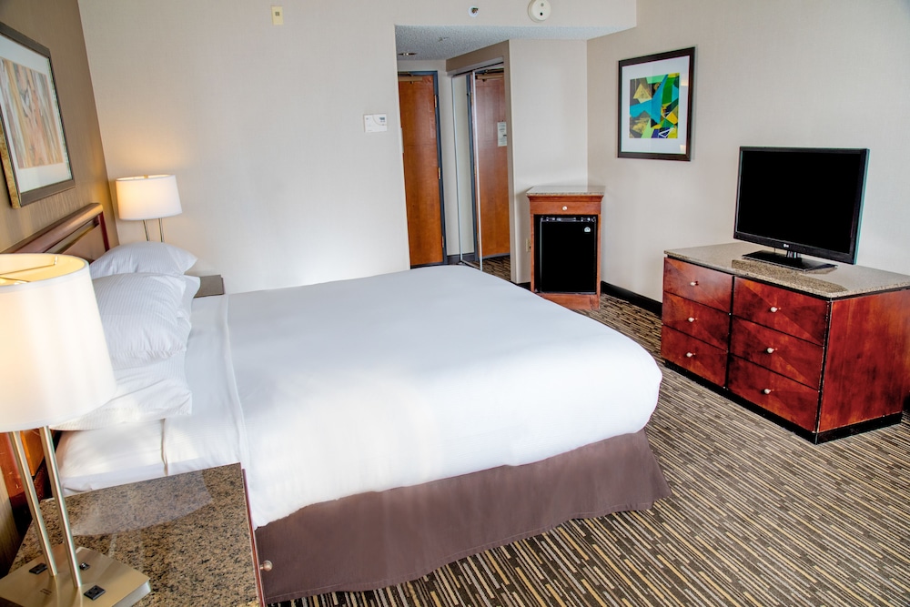 DoubleTree by Hilton Las Vegas Airport — Hotel rooms in Las Vegas, Nevada