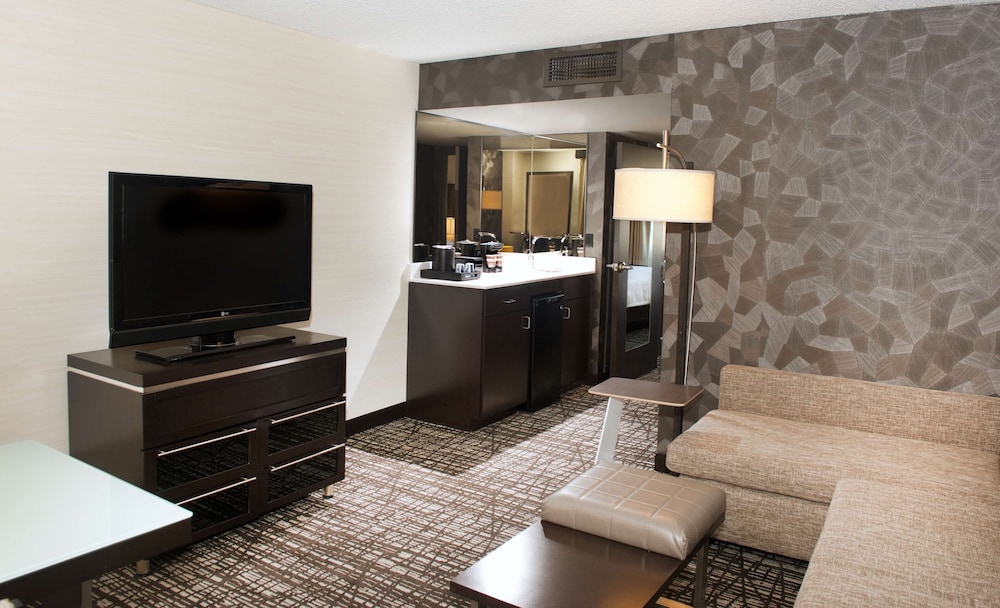 Embassy Suites by Hilton Las Vegas — Hotel rooms in Las Vegas, Nevada