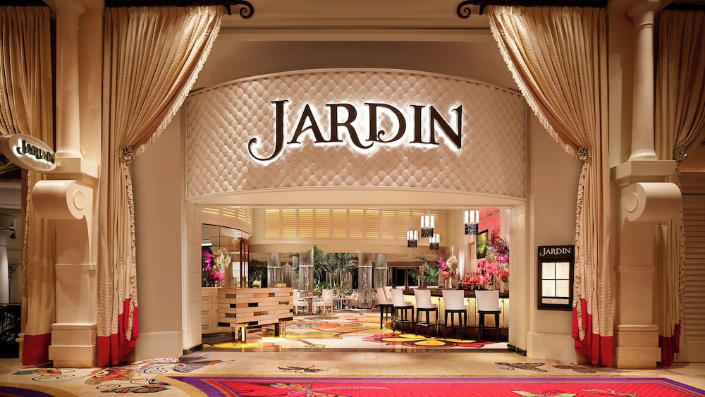 Encore at Wynn Las Vegas — Restaurant & bars in Las Vegas, Nevada