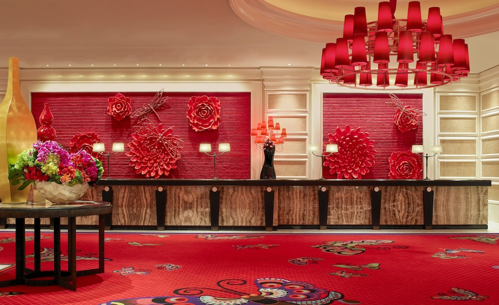 Encore at Wynn Las Vegas — Restaurant & bars in Las Vegas, Nevada