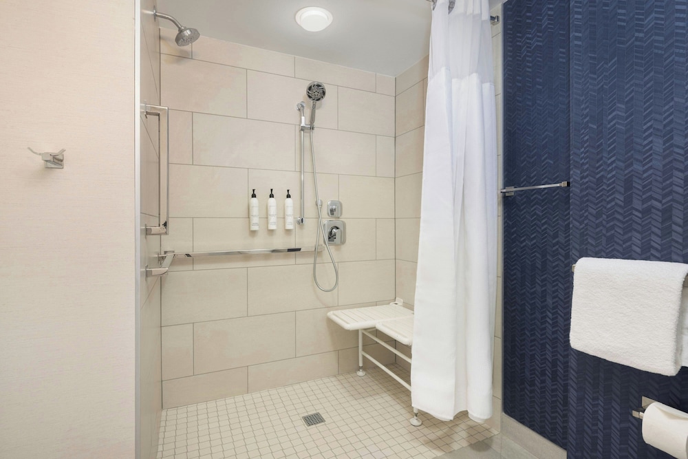 Fairfield Inn Las Vegas Convention Center — Hotel rooms in Las Vegas, Nevada