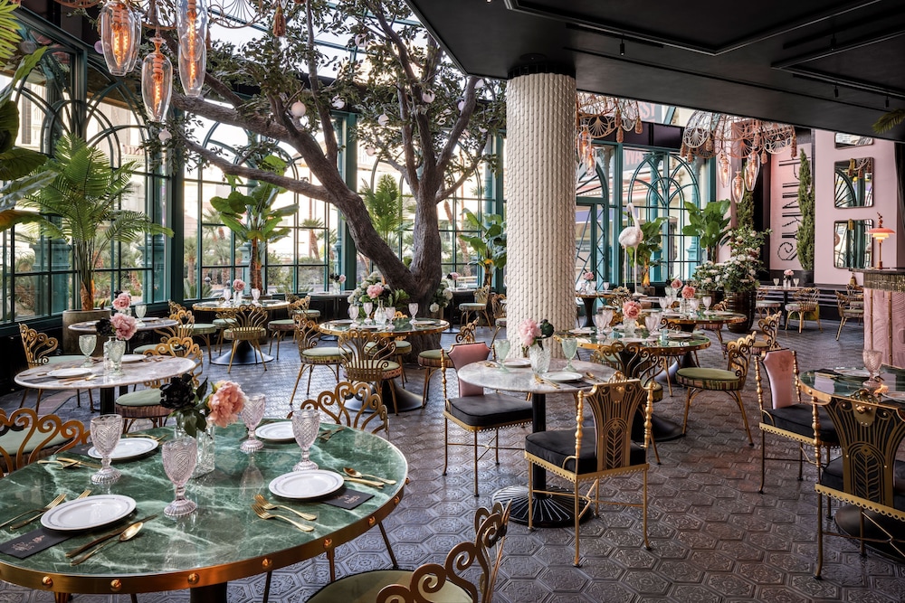 Flamingo Las Vegas Hotel & Casino — Restaurant in Las Vegas, Nevada