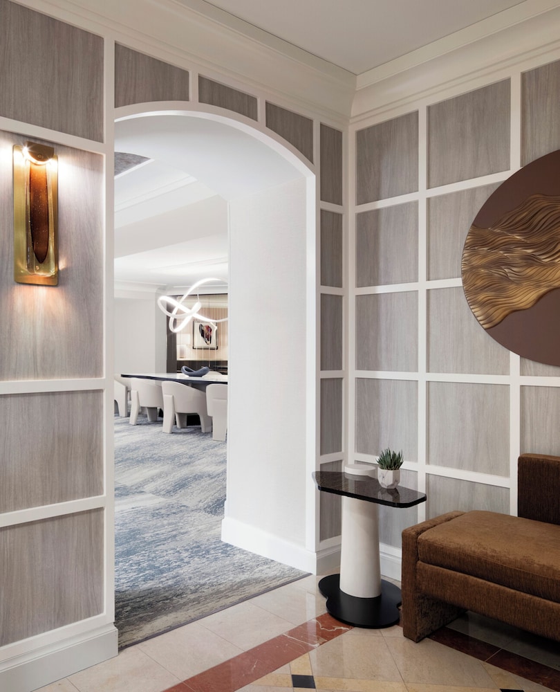 Four Seasons Hotel Las Vegas — Restaurant & bars in Las Vegas, Nevada