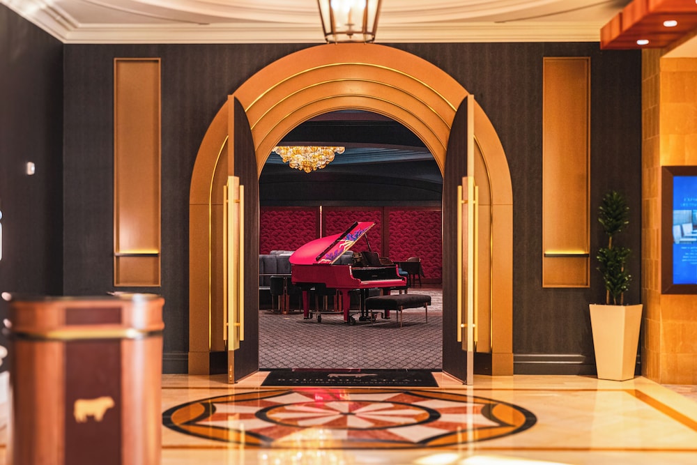 Four Seasons Hotel Las Vegas — Restaurant & bars in Las Vegas, Nevada