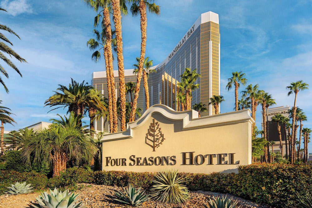 Four Seasons Hotel Las Vegas — Hotel building in Las Vegas, Nevada