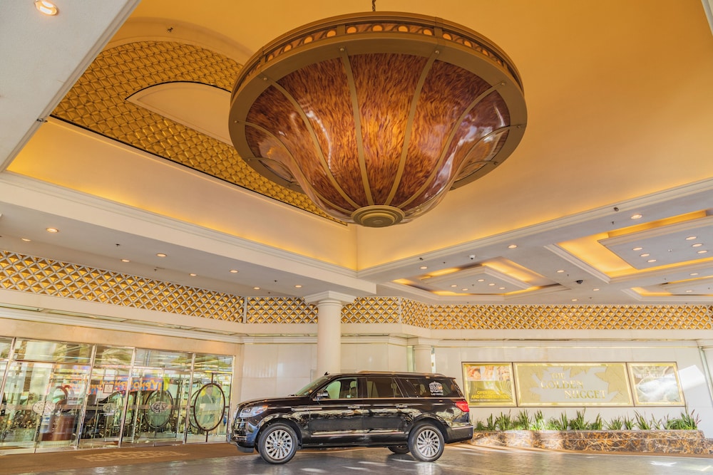 Golden Nugget Las Vegas Hotel & Casino — Hotel building in Las Vegas, Nevada